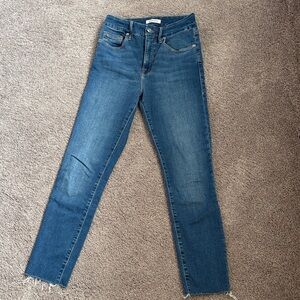 Good American High-Rise Skinny Jeans in Medium Blue